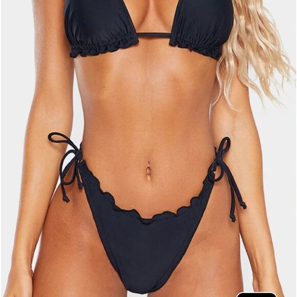 Pretty Little Things Black Frill Edge Ruched Back Bikini Bottoms Size 10 Blk nwt - Picture 1 of 7